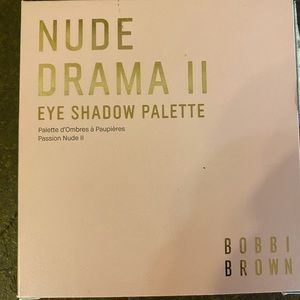 Bobbi Brown Nude Drama II eyeshadow